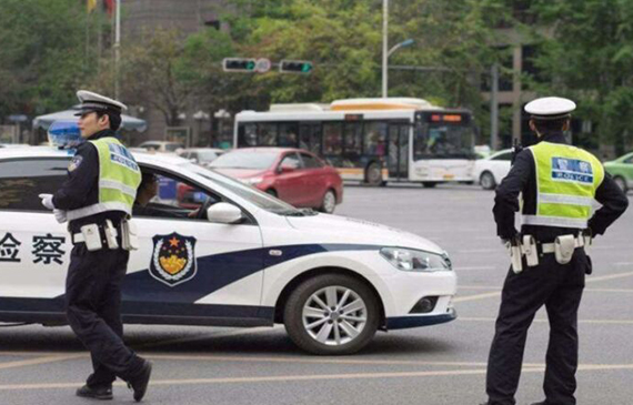 駕照消分“大變革”之有了汽車(chē)電子檢漏儀更加有底氣【超鉅微檢】